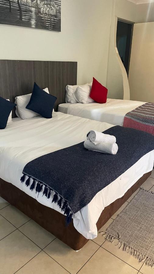 Host Hub Guest House Kempton Park Luaran gambar
